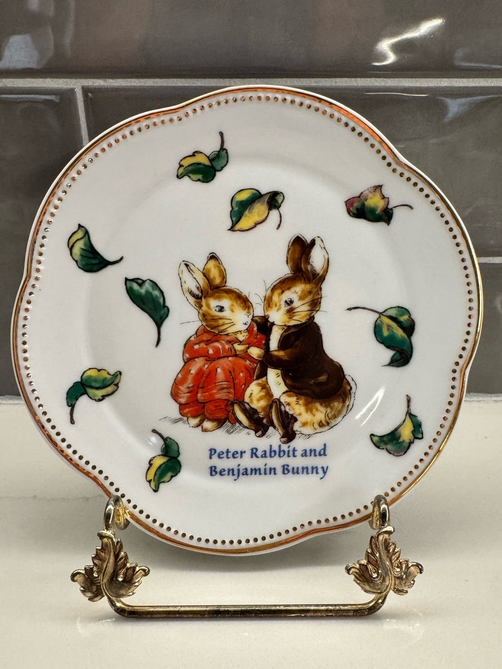 Peter Rabbit & Benjamin Bunny Miniature Tea Set - Picture 2 of 9